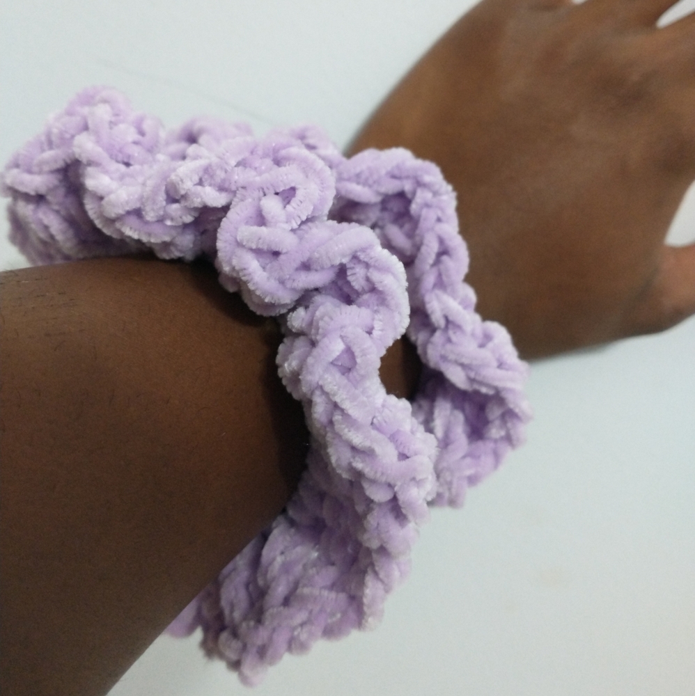 SOLD - Set of 2 Velvet Lilac Crochet Scrunchies - Picture 4 of 5